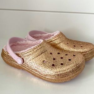Rose gold glitter crocs lined with cozy fleece